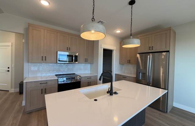 BRAND NEW TOWNHOME FOR RENT BY CRIMSON CLIFFS! photos photos BRAND NEW TOWNHOME FOR RENT BY CRIMSON CLIFFS! photos photos