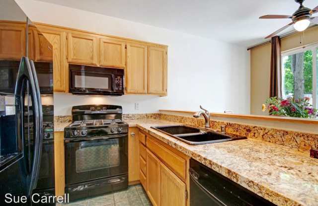 1624 Pinebrook Place Gallery 2