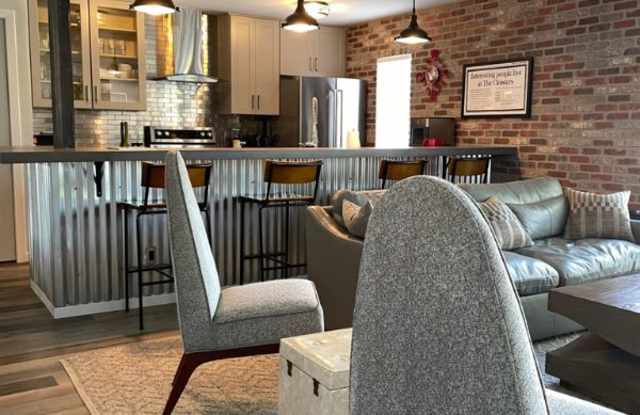 5223 N 24 Street 2nd Floor - 5223 N 24th St, Phoenix, AZ 85016