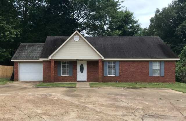 1008 Creekside Place - 1008 Creekside Pl, Oxford, MS 38655