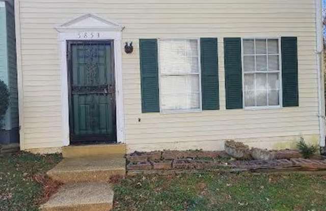 Discover a stunning 3-bedroom, 2.5-bathroom end unit Renovated townhome in Suitland photos photos