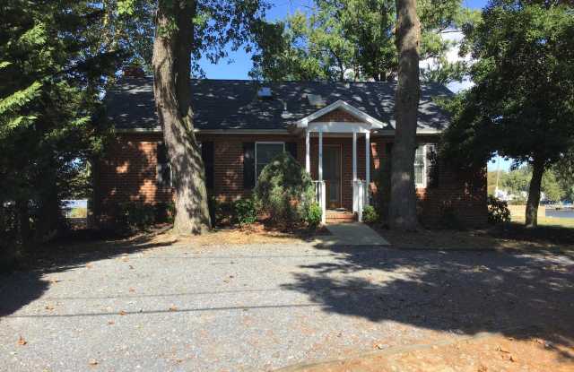 7608 WATER OAK POINT RD - 7608 Water Oak Point Road, Anne Arundel County, MD 21122