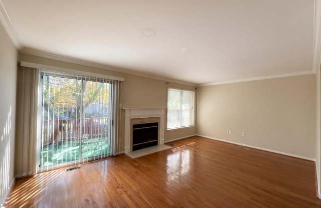 8503 WOODLAND MANOR Drive Gallery 4