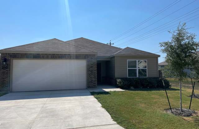 Beautiful 4x2 Rental Home in NBTX! photos photos