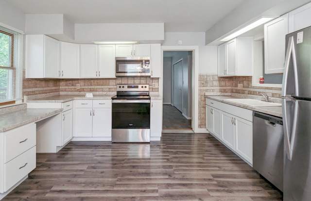 3 Bedroom Home Preleasing for August 2026! Short Walk from Ball State's Campus! Updated  Spacious home! photos photos