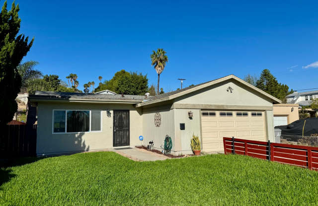 Upgraded 4 Bedroom 2 Bath House with Solar, Central A/C, Large Back Yard Gallery 1
