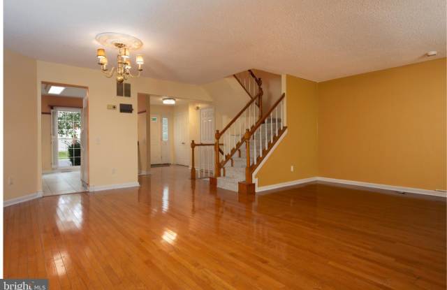 12741 TURQUOISE Terrace Gallery 3