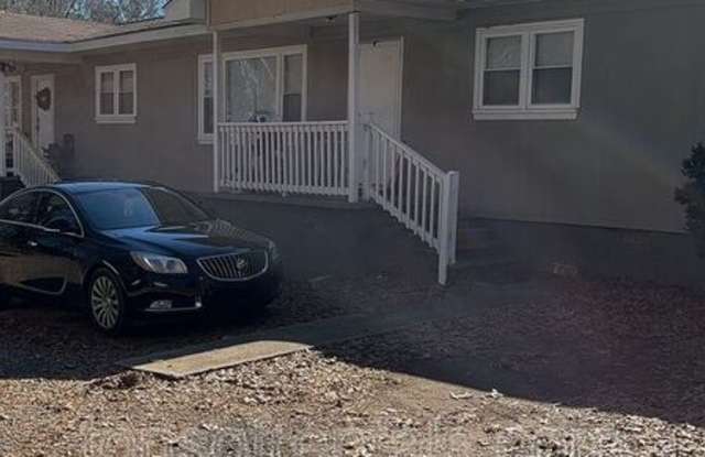 1427-B Grant Circle photos photos