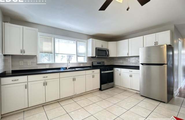 61 Clinton St. photos photos