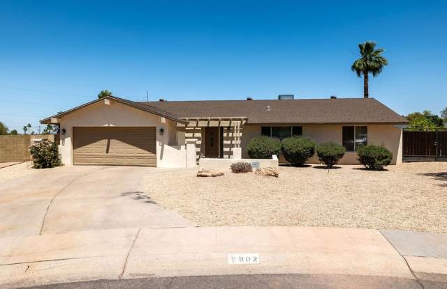 Charming 3BR House in Phoenix - 802 East Caribbean Lane, Phoenix, AZ 85022