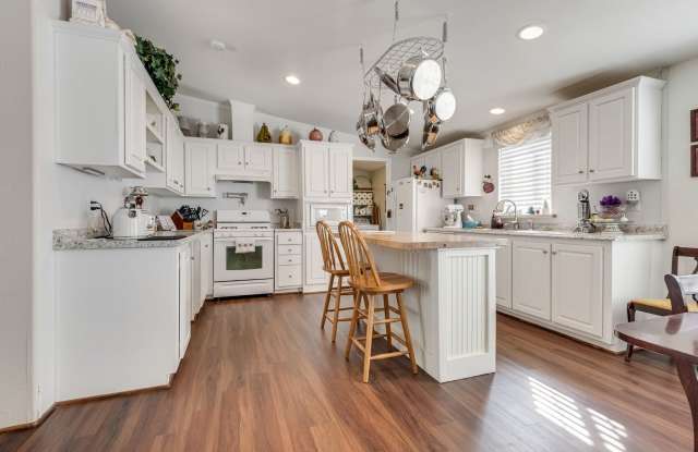 Charming Furnished Home in Age-Restricted Community – Just Bring Your Toothbrush! photos photos