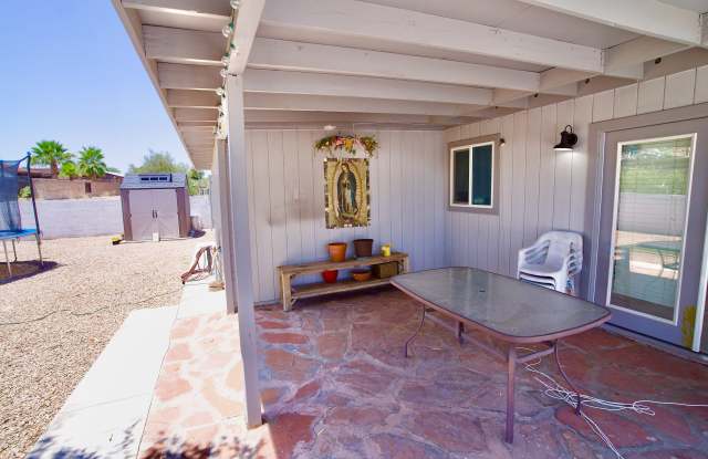 8418 E Fond Du Lac Dr Gallery 3