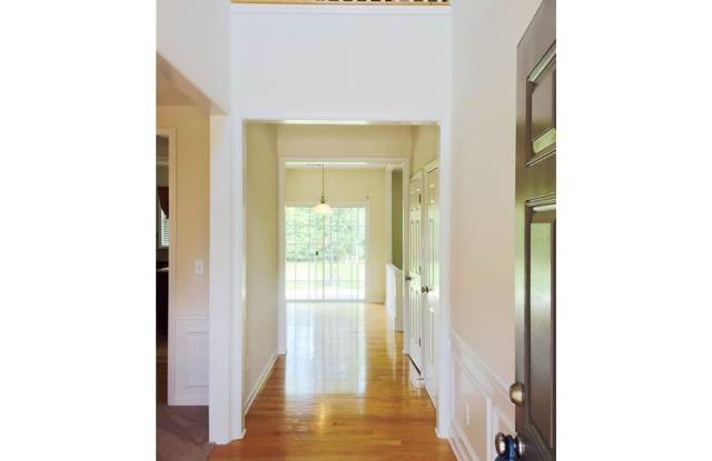 5015 Cypress Point Drive Gallery 3