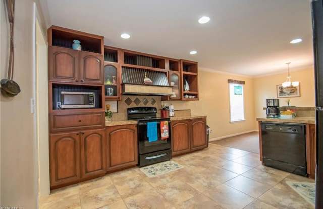 5209 Western DR Gallery 4