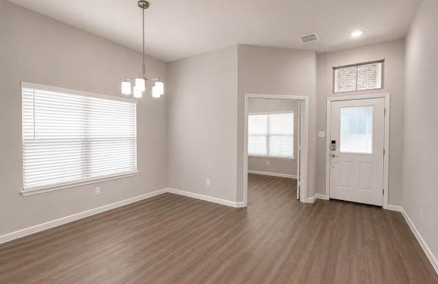 3428 flatiron Drive Gallery 4