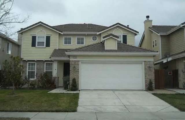 Freshly Painted 4-Bedroom Home photos photos