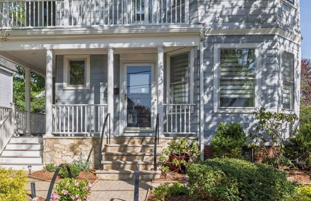 13 Oxford Ave photos photos