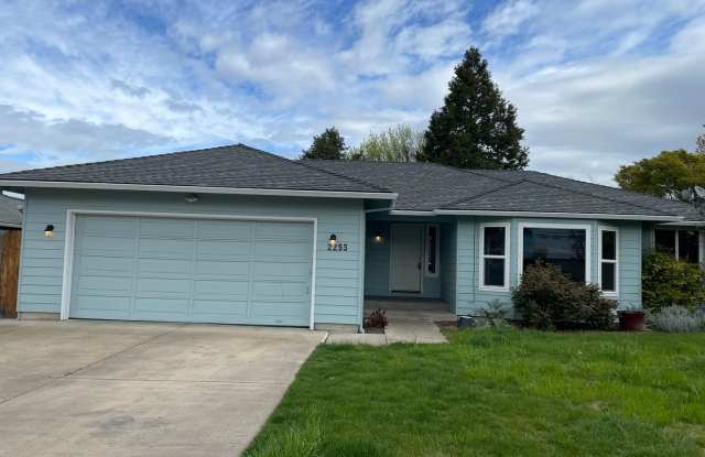 Great Property- 3 Bedroom 2 Bath Home w/Large Deck and Patio Area photos photos