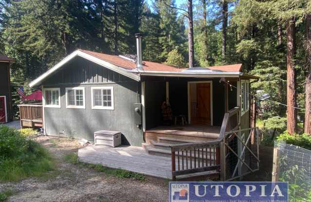 Gorgeous 4-bedroom, 2-bathroom Forest Lake Home with Deck, Office & Scenic Redwood Views photos photos