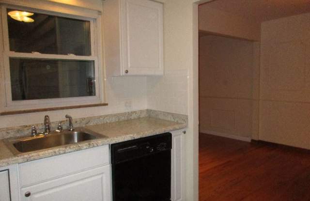 2149 Wesleyan Dr Gallery 4