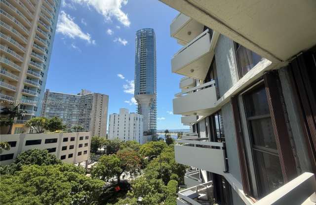 2501 BRICKELL AV photos photos