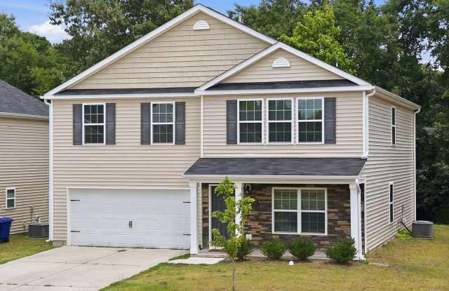 4561 Sandstone Drive Gallery 2