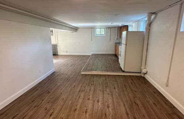 130 Brady Circle Unit - J photos photos