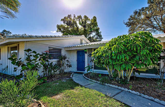 3185 REGATTA CIRCLE Gallery 3