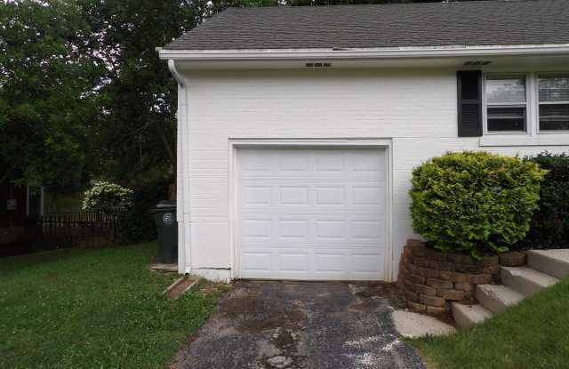 286 Zandale Drive Gallery 3
