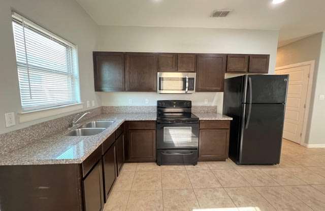 2108 Garden Ridge Drive - 4 Gallery 3