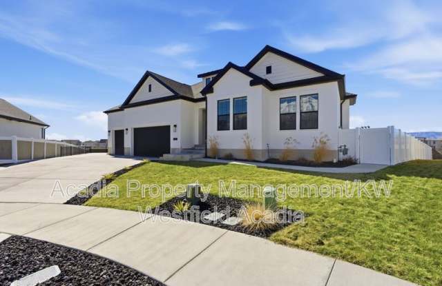 1437 West Valley Drive Gallery 3