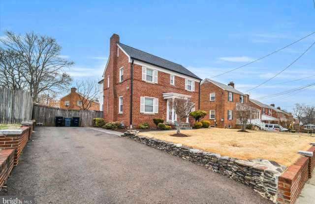 1002 Chillum Road photos photos