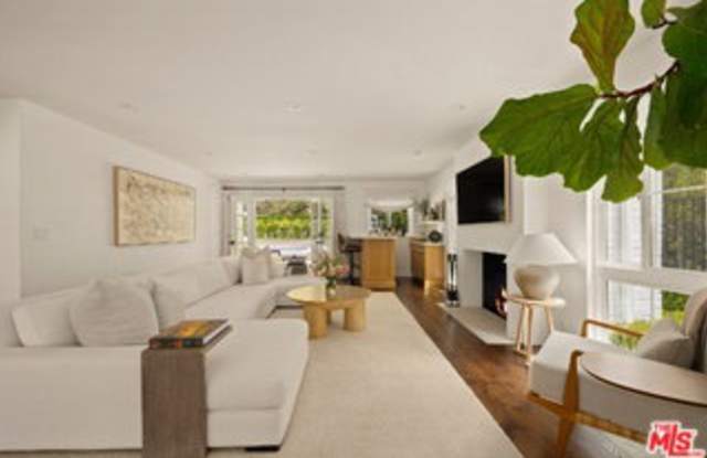 2878 Royston Place Gallery 3