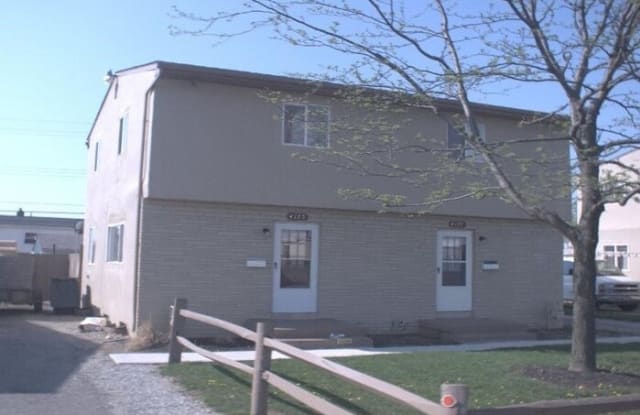 4177 Sullivant Avenue - 4177 Sullivant Avenue, Columbus, OH 43228