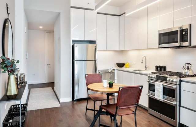 511 West 36th St. photos photos