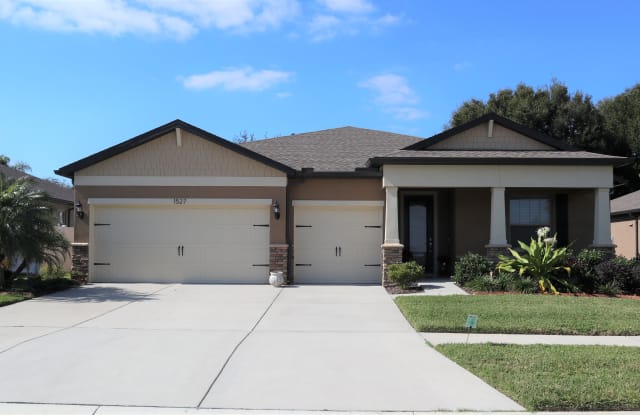 1527 Banner Elk St - 1527 Banner Elk St, Valrico, FL 33594