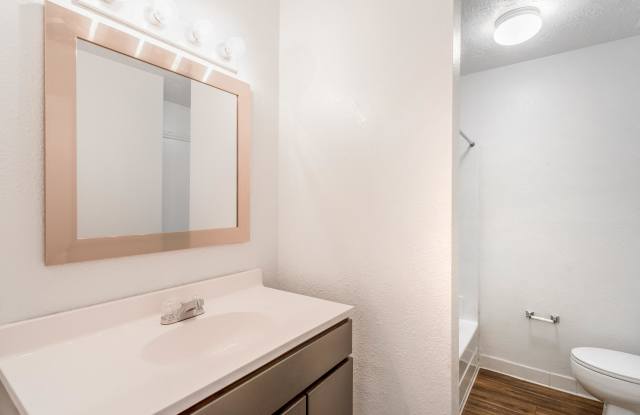 Crestbrook Meadows Townhomes Gallery 4