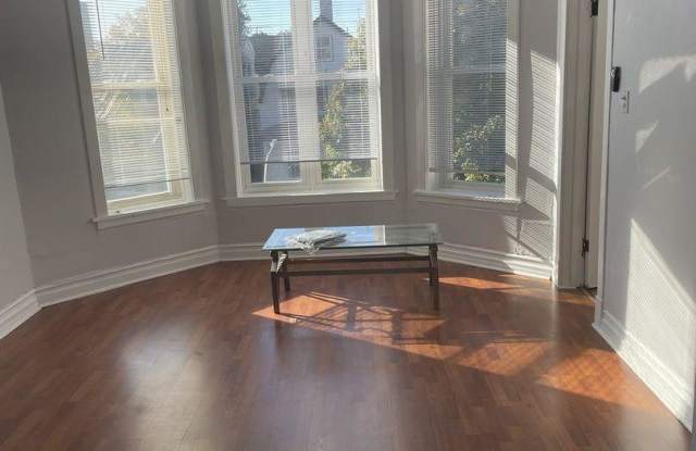 1511 N Keystone Avenue photos photos