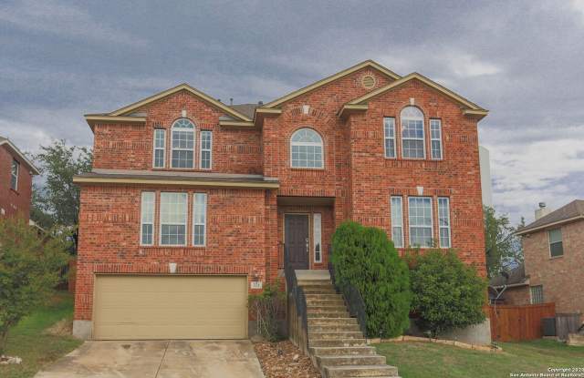 Spacious Stone Oak Beauty photos photos