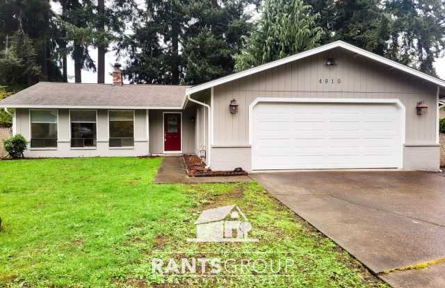 Spacious Lacey Home with Private, Wooded Backyard Setting! - 4910 Sheridan Drive Southeast, Lacey, WA 98503