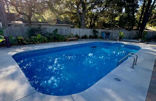 Spacious 6-Bedroom West Ashley Home with Private Pool Gallery 4