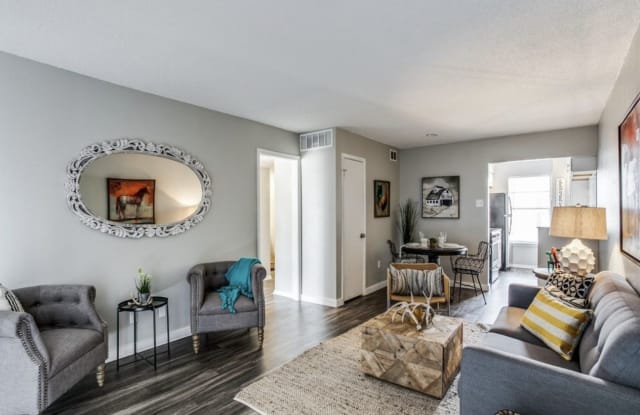 Greenbrier Apartments Gallery 2