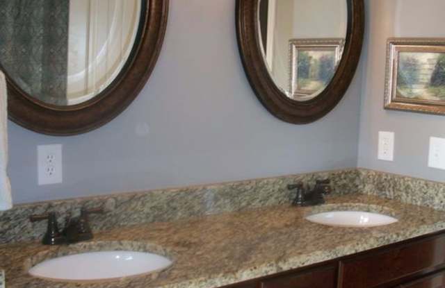 Home in Opelika convenient to Tiger Town! photos photos