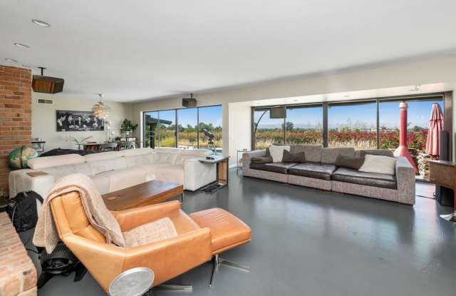 5526 N. Camelback Canyon Dr, Phoenix, AZ 85018 photos photos