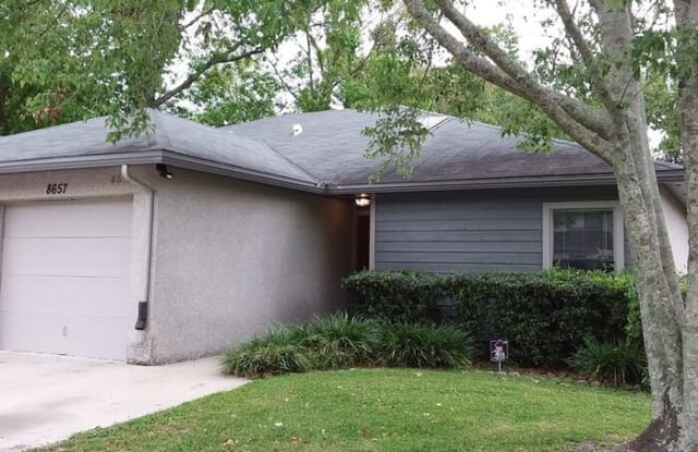 8657 Greatpine Lane West - 8657 Great Pine Court, Jacksonville, FL 32244