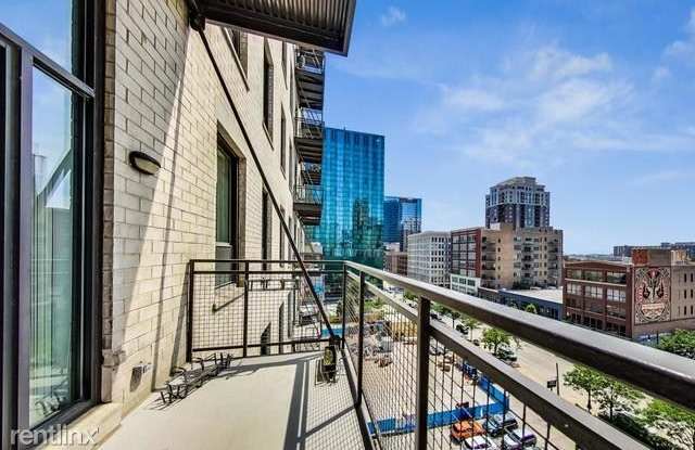 900 S Michigan St 612 Gallery 3