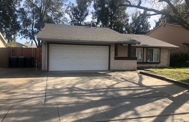 635 Asbury Lane - 635 Asbury Lane, Fairfield, CA 94533