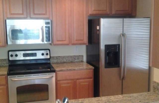 10913 Brickside Court Gallery 3