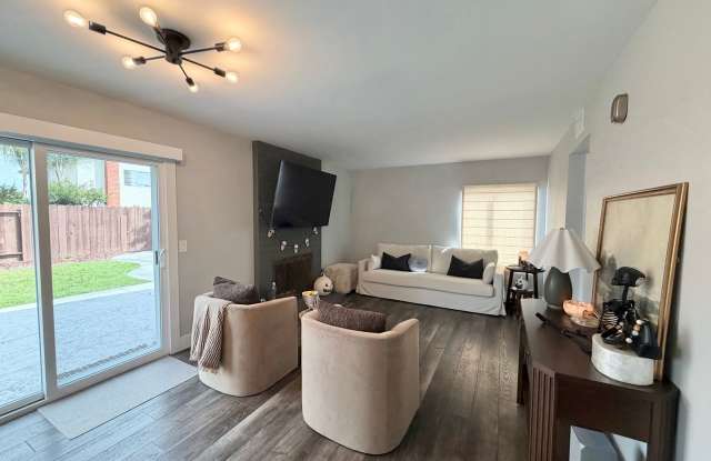 Bright, Updated 4-Bedroom Home in Oceanside! Gallery 3