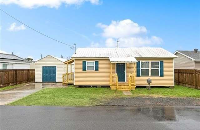 240 CLAYTON Drive photos photos